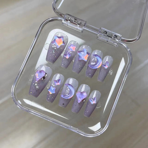 10 Stück abnehmbare Press-on-Nägel, Zuckercreme, funkelnde handgemachte künstliche Nägel, glänzend lila, falsche Nagelspitzen mit 3D-Mond-Stern-Design 
