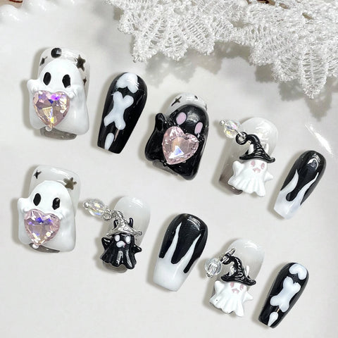 10 Stück Halloween-Thema Falsche Nagelspitzen 3D Teufel Liebe Herz Designs Aufdrücken Nägel Rosa Rosa Kurze Runde Handgemachte Gefälschte Nägel Kunst 