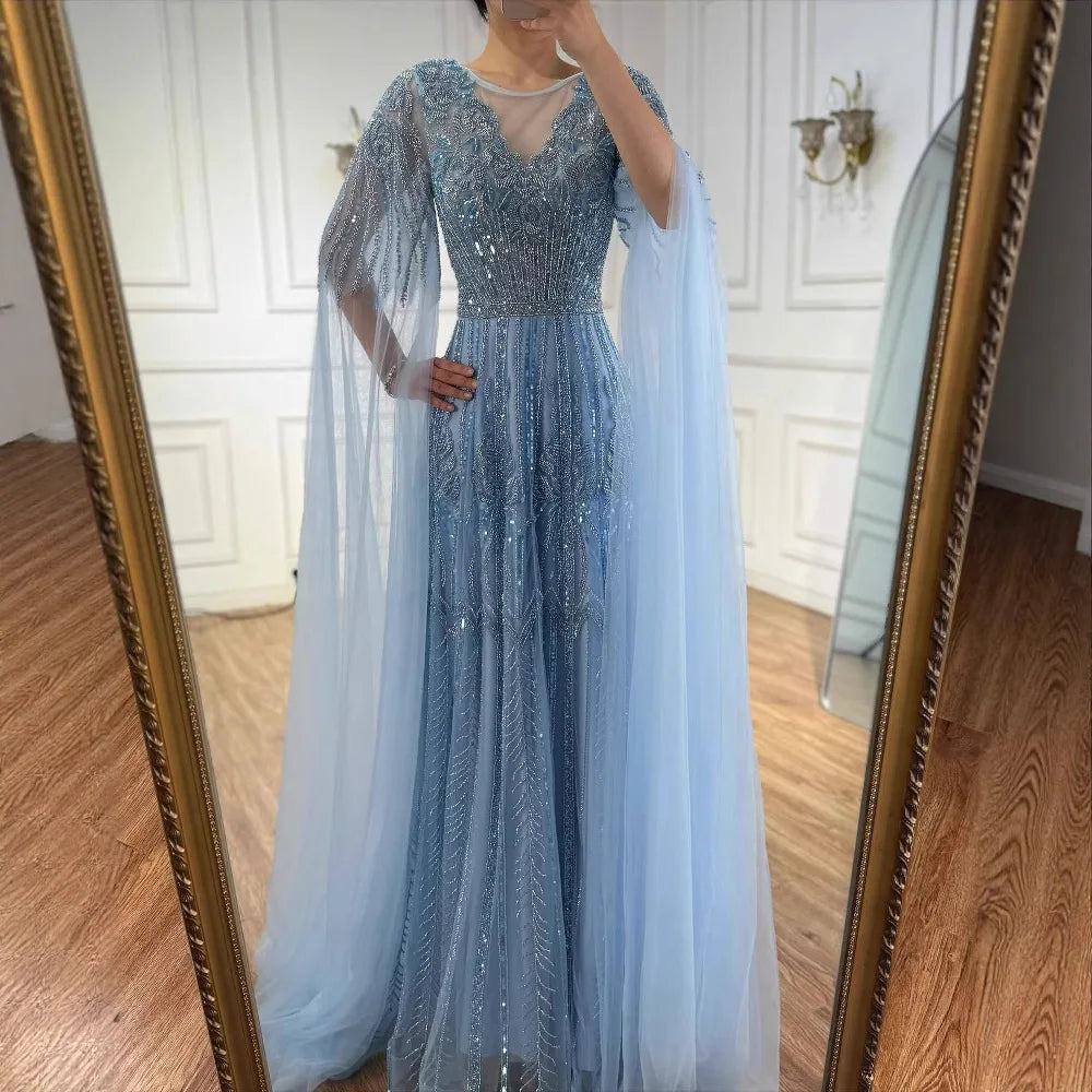 Elegante vestido de noche de corte A con cuentas y mangas estilo capa LA73056