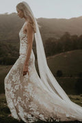 Vestidos de novia de encaje con escote en V y cola capilla, vestidos de novia