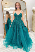 Shiny A-line Spaghetti Straps Prom Dresses With Appliques
