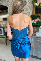 Vestido fucsia brillante de regreso a casa sin tirantes con apliques de cuentas