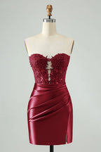 Vestido fucsia brillante de regreso a casa sin tirantes con apliques de cuentas