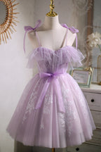 Kurzes A-Linien-Abschlussballkleid mit Band