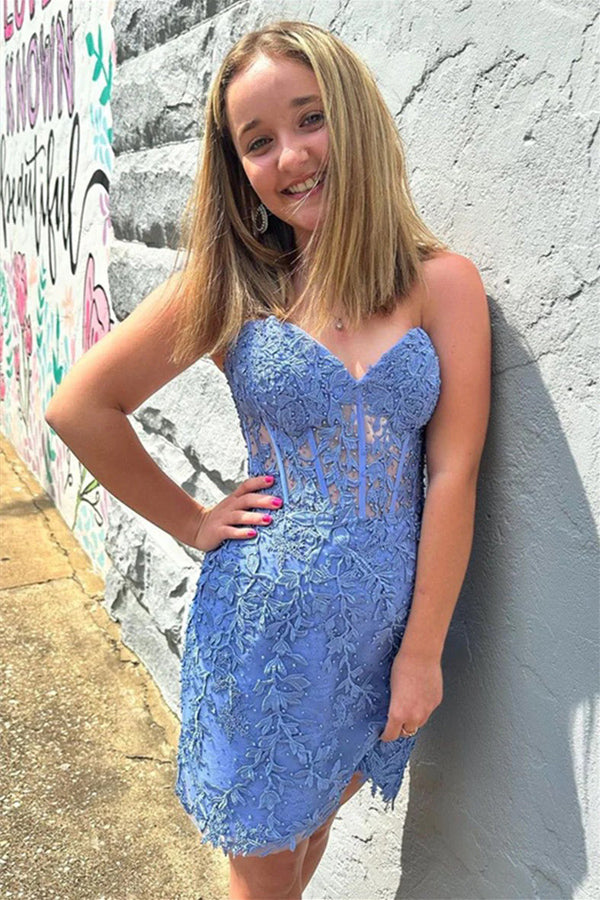 Süßes gelbes Homecoming-Kleid aus Spitze mit Korsett
