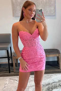 Trägerloses, figurbetontes Homecoming-Kleid mit Applikationen