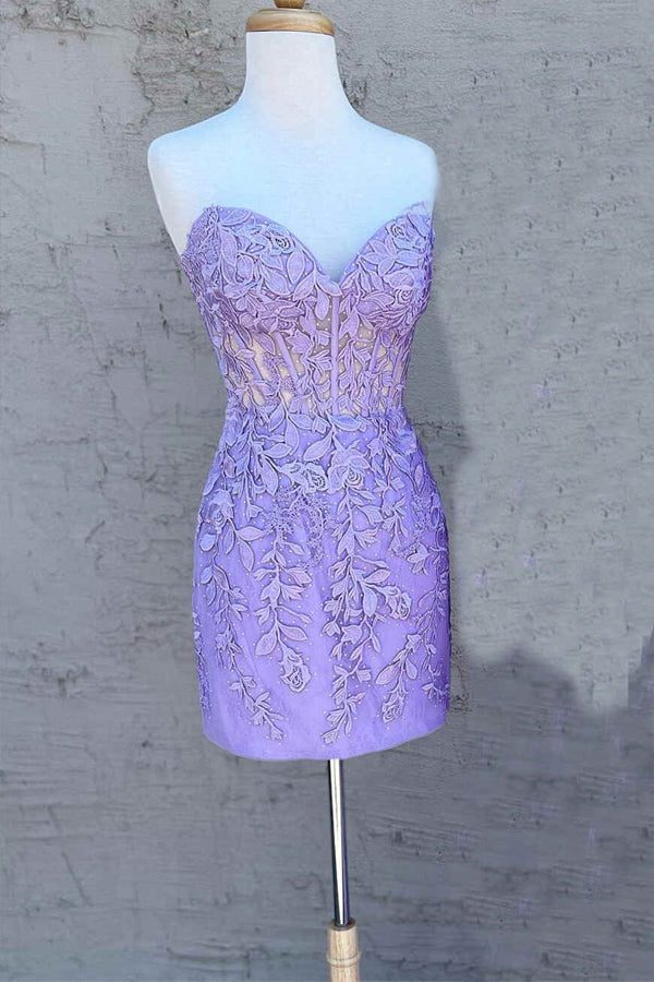 Trägerloses, figurbetontes Homecoming-Kleid mit Applikationen