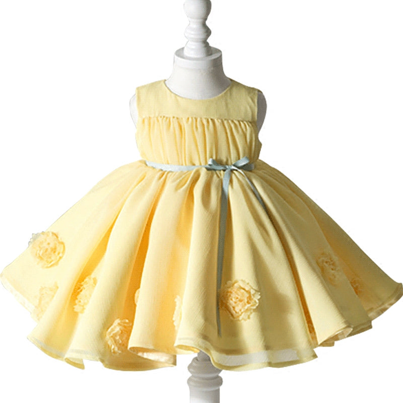 Niedliches Taufkleid für Babys und Kleinkinder, auch ideal als Geburtstags- oder Kommunionskleid. 