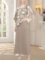 Langes Glitzer-Mesh-Kleid mit neuartigem asymmetrischem Überwurf-Oberteil 