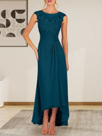Champagnerfarbenes A-Linien-Chiffonkleid mit Rundhalsausschnitt und Spitze