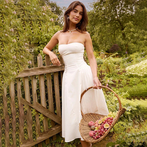 Elegante vestido de vacaciones de corte A con cintura cruzada y midi