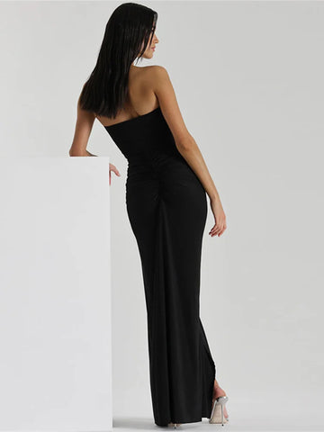Vestido maxi plisado sin tirantes para vacaciones