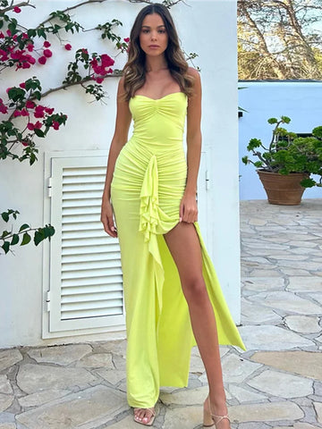 Vestido maxi plisado sin tirantes para vacaciones