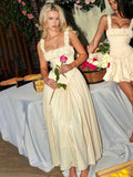 Elegantes Urlaubskleid in A-Linie mit Plissee