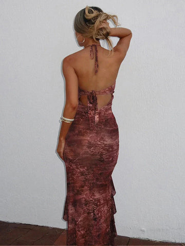 Vestido de vacaciones ajustado con volantes y estampado