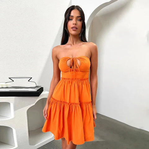 Vestido vacacional plisado de corte A con cintura cruzada