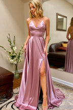 A-Linien-Abendkleid aus Satin mit Spaghettiträgern und Schlitz