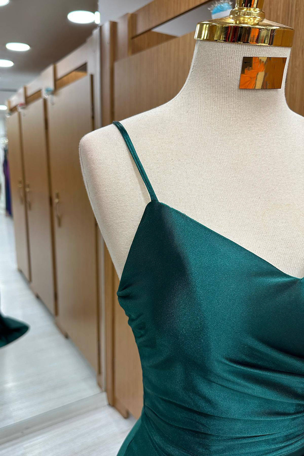 Meerjungfrauen-Satin-Abendkleid