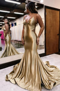 Goldenes, langes Meerjungfrauen-Abendkleid aus Satin mit Spaghettiträgern und Cut-outs aus Satin