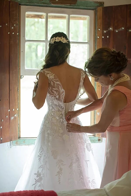 A-line V-neck Wedding Dresses With Lace Appliques, Bridal Gown