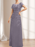 Etuikleid/Säulenkleid mit Illusion-Ausschnitt, bodenlang, aus Chiffon und Spitze mit Pailletten für die Mutter der Braut