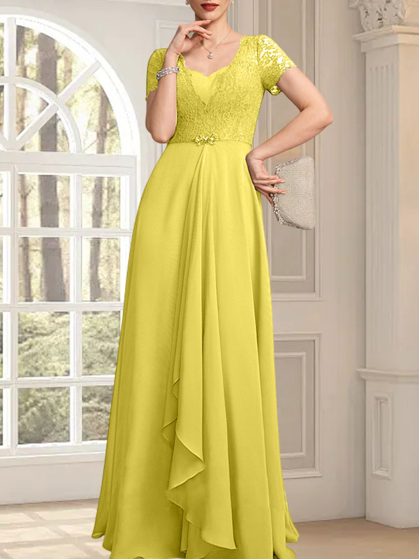 A-Linien-Kleid mit herzförmigem Herzausschnitt, bodenlang, aus Chiffon und Spitze, mit Perlenstickerei und Kaskadenrüschen – ideal für die Mutter der Braut