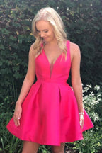 A-Linien-Heimkehrkleid mit tiefem V-Ausschnitt, kniekurz, fuchsia