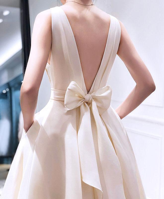 A-Linien-High-Low-Abschlussballkleid mit V-Ausschnitt in Teelänge