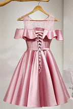 A-Linien Knielanges, schulterfreies Satin-Heimkehrkleid mit Spitze