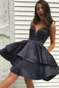 A-Linie Sweetheart Satin-Heimkehrkleid mit Rüschen und Perlenstickerei