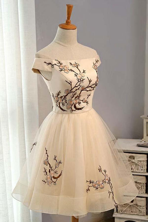 A-line Tulle Short Prom Dress Homecoming Dress With Embroidery