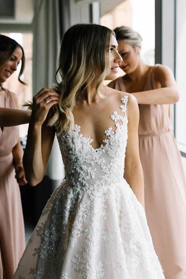 Vestidos de novia de encaje vintage corte A Vestidos de novia con cuello ilusión