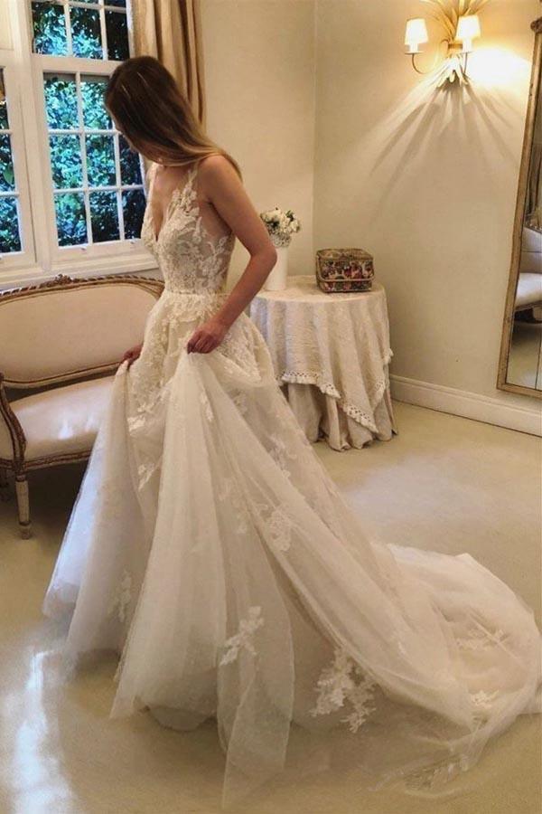 Vestidos de novia rústicos vintage línea A con cuello en V y encaje con abalorios