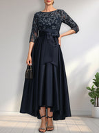 A-Linien-Kleid mit asymmetrischem Ausschnitt, Illusion-Effekt, Satinspitze und Schleife für die Mutter der Braut