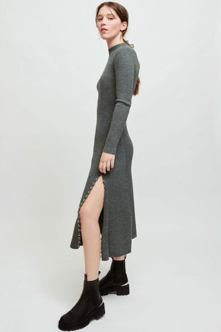Vestido midi de cachemira con cuello alto, manga larga y abertura alta - Gris 
