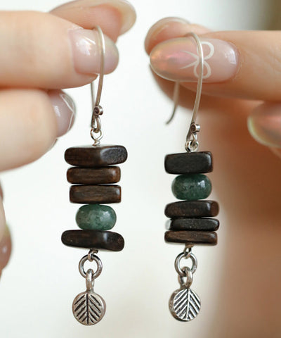 Feine Seiden-Ohrhänger aus Sterlingsilber mit Jadeblättern