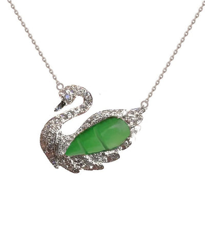 Collar moderno con colgante de cisne pequeño de jade verde en plata de ley 