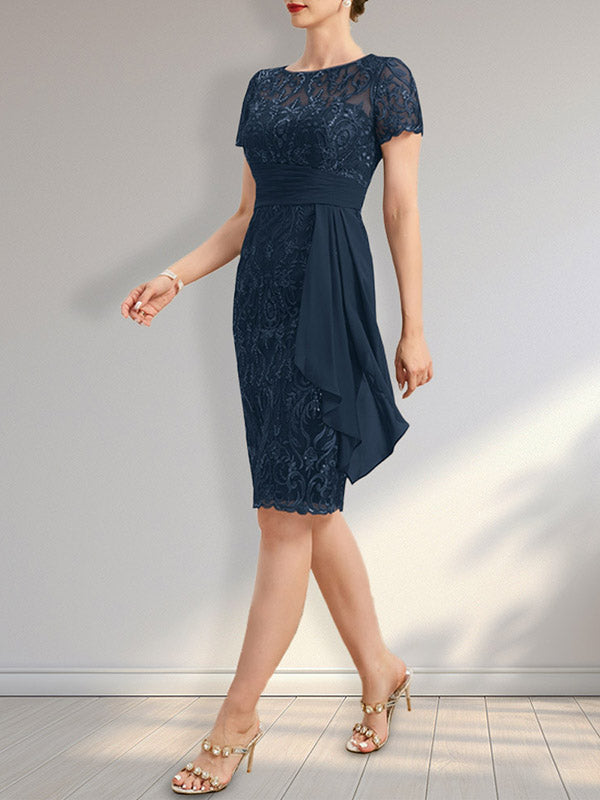 Etuikleid mit Rundhalsausschnitt, Illusion-Effekt, knielang, aus Chiffon mit Spitze, Rüschen und Pailletten – ideal für die Mutter der Braut