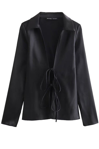 Edith – Lockere Bluse mit Leopardenmuster und Schnürung vorne 