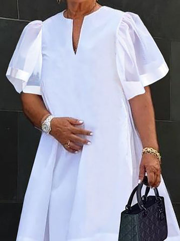 Vestido midi de corte A con escote en V, plisado, de malla suelta y color liso con abertura en la costura 