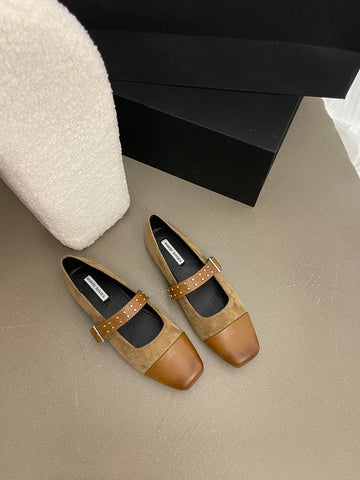 Mocasines Mary Jane de punta redonda para mujer, recién llegados en 2024, planos de moda, negros, marrones y beige, con diseño de remaches, zapatos casuales de diario para mujer, tallas 35-39 