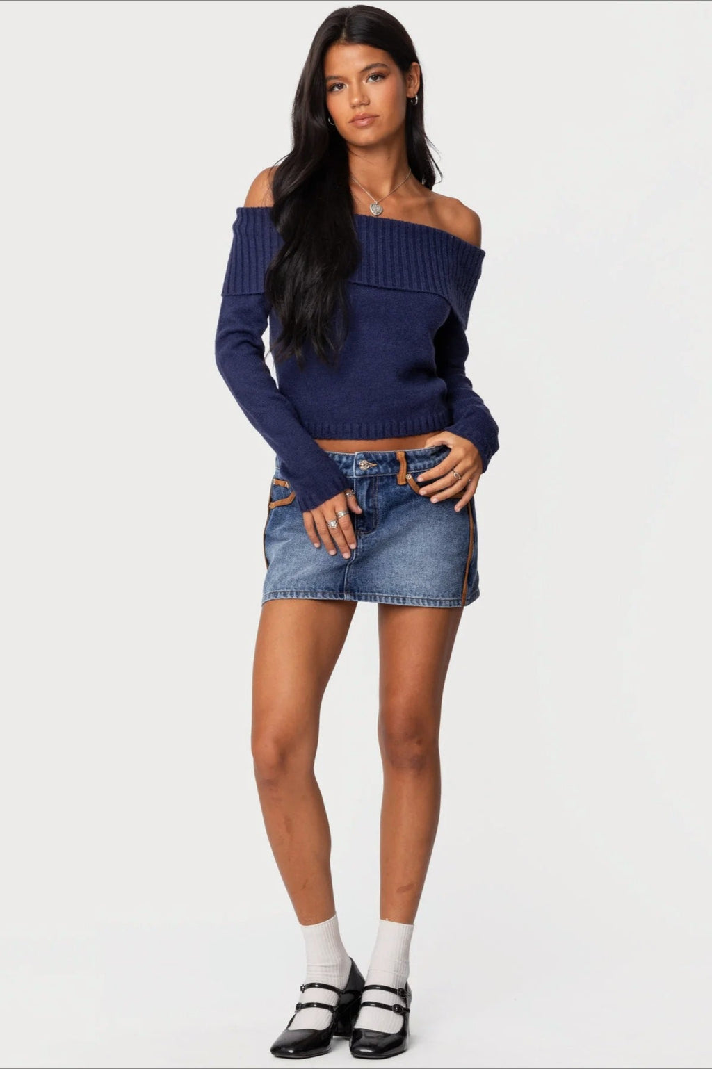 Solid Color Off-Shoulder Boat Neck Long-Sleeve Knit Top