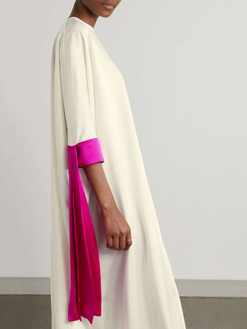 Vestidos midi holgados con mangas de siete cuartos y cuello redondo en color contrastante 