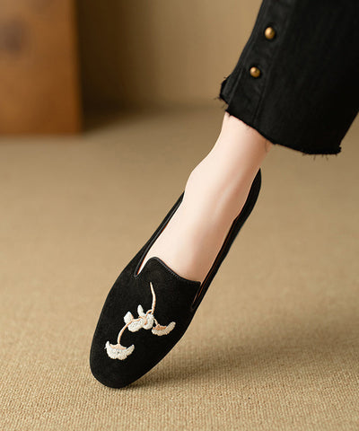 Zapatos planos de ante con bordado rosa para mujer estilo retro 