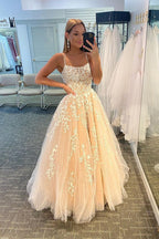 Prinzessinnen-Abendkleid mit Spaghettiträgern