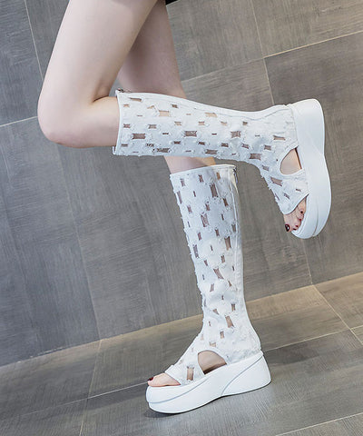 Botas de plataforma con empalme de boutique, punta abierta, tela vaquera blanca 