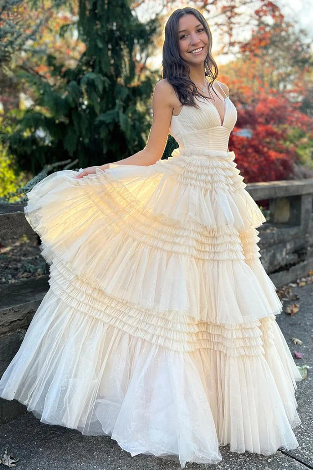 Langes, pinkfarbenes A-Linien-Abendkleid mit Spaghettiträgern und Schlitz