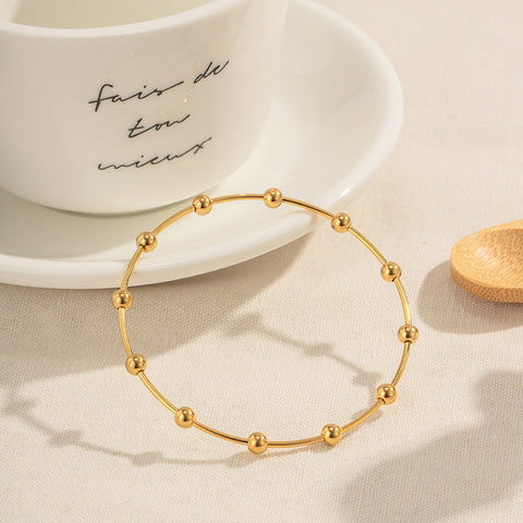 Minimalistisches elegantes Perlenarmband