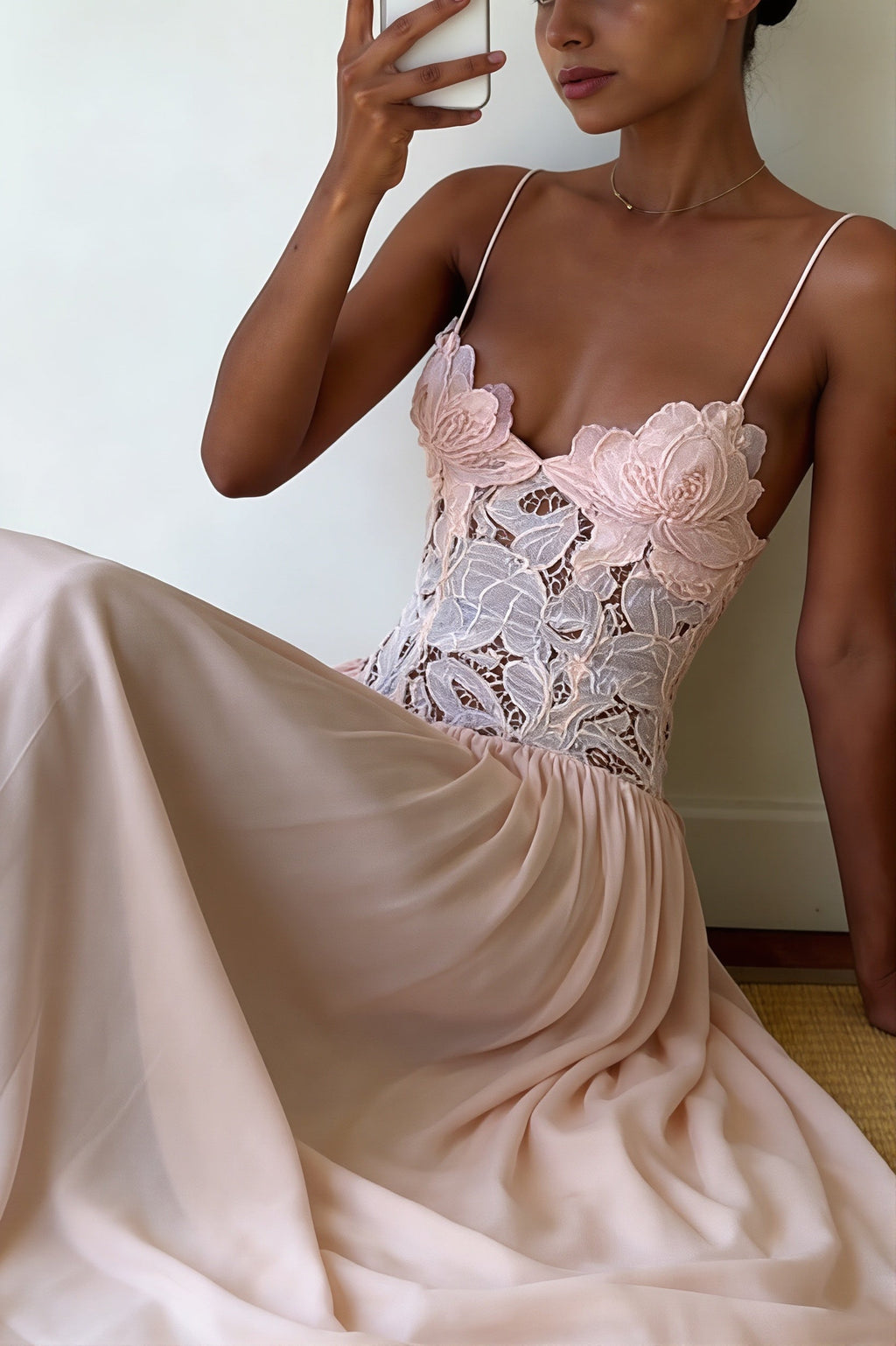 Elegant Lace Hollow Splice Chiffon Dress