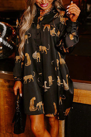 Enter Your Party Era – Satin-Minikleid mit Gepardenmuster und Taschen 